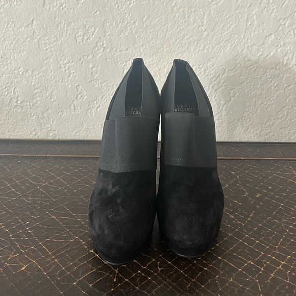 Stuart Weitzman heeled bootie size: 8M - Picture 1 of 5